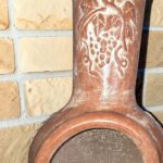 Aztekenofen Uva Rojo aus Ton, Gesamtansicht