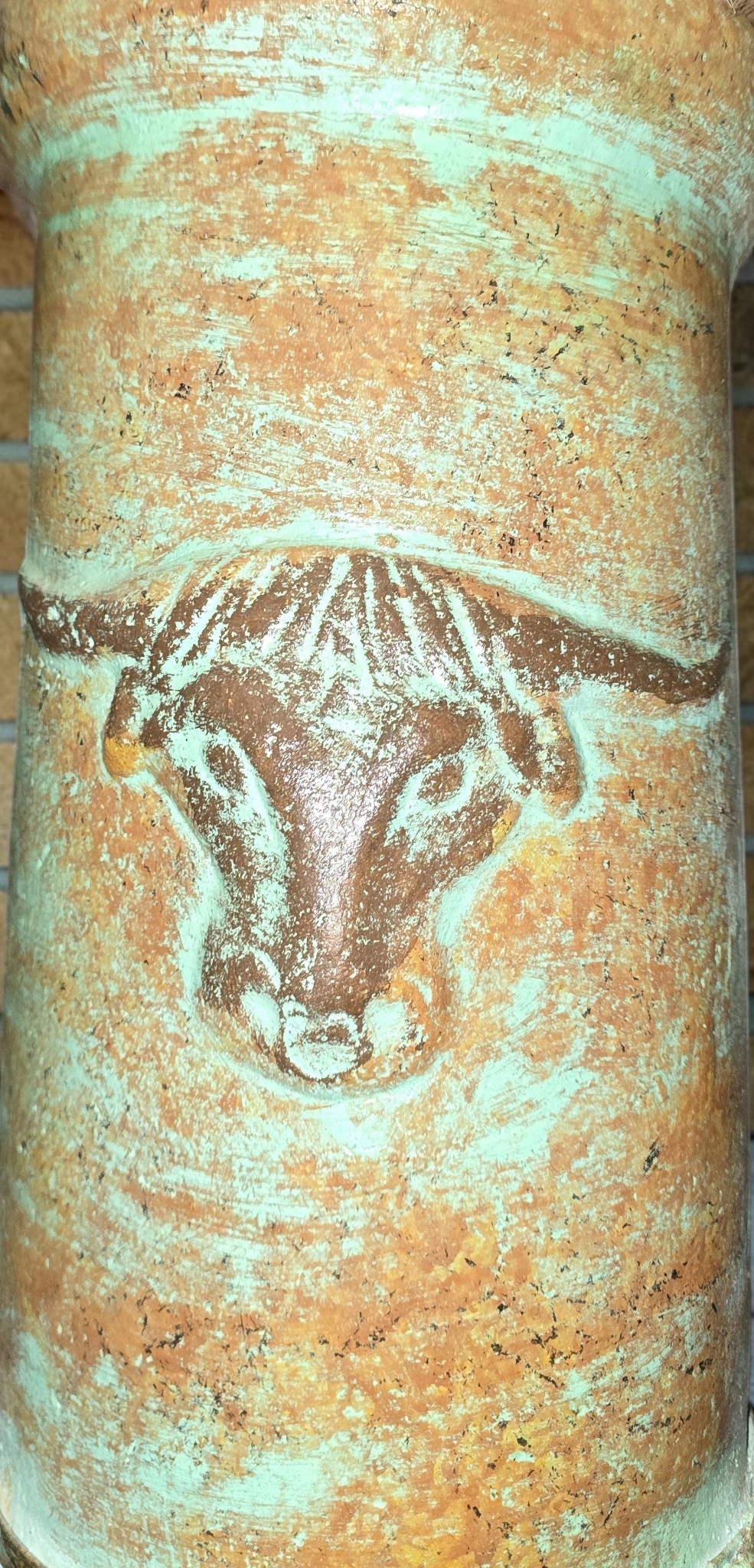 Aztekenofen Toro Verde Herreria aus Ton, Detailansicht